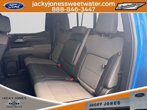 Used 2022 Chevrolet Silverado 1500 ZR2 w/ Technology Package AWD/4WD image 13