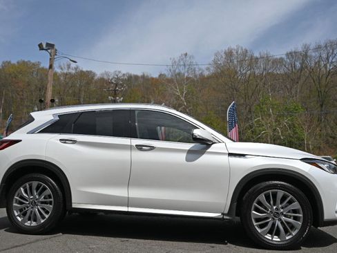 Used 2023 INFINITI QX50 Luxe AWD/4WD image 7