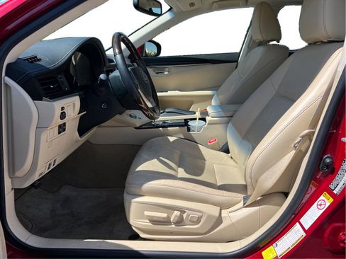 Used 2015 Lexus ES 350 w/ Luxury Package image 6