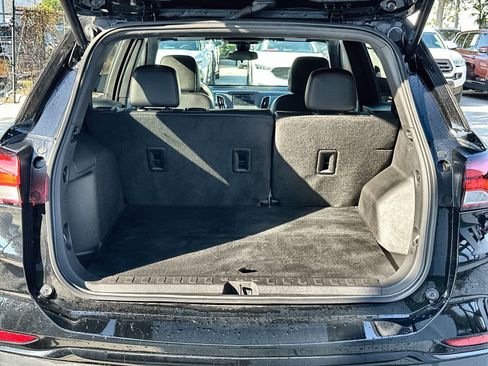Used 2024 Chevrolet Equinox RS w/ LPO, Cargo Package FWD image 16
