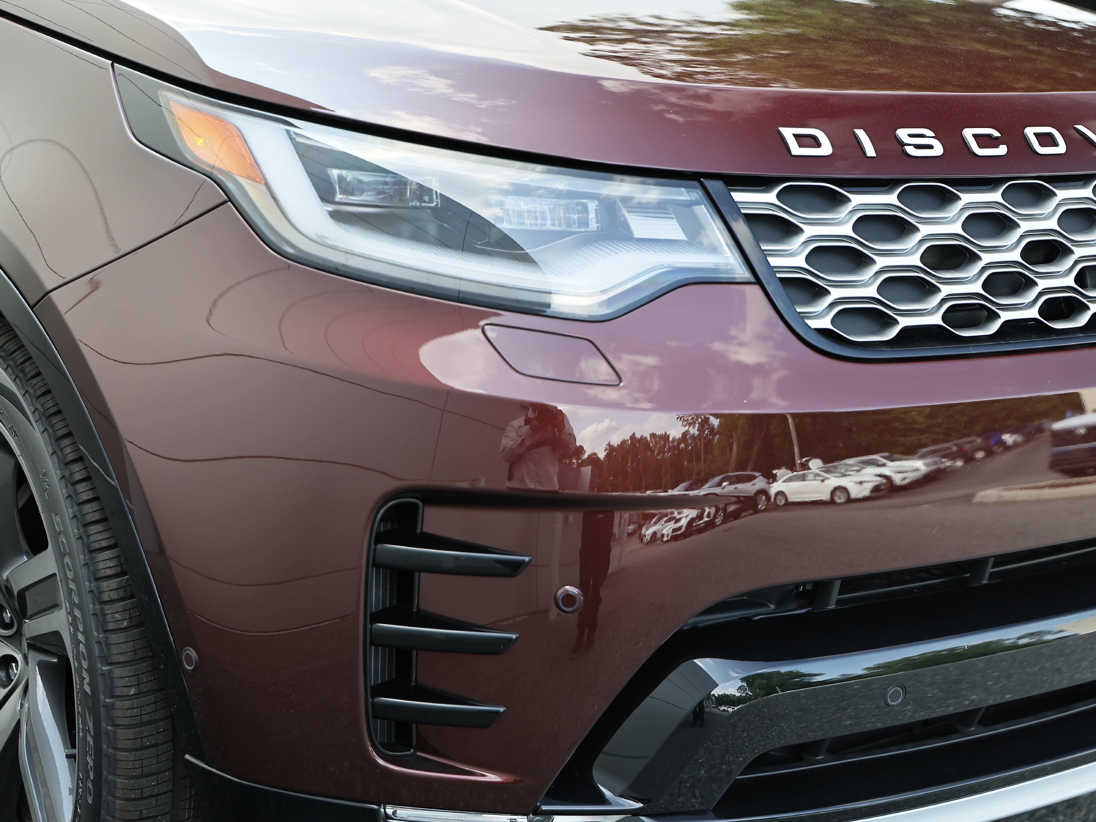 New 2026 Land Rover Discovery Limited Edition AWD/4WD image 15