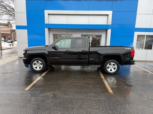Used 2017 Chevrolet Silverado 1500 LT w/ All Star Edition image 5