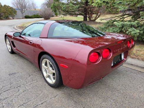 Used 2003 Chevrolet Corvette Coupe w/ Preferred Equipment Group image 17