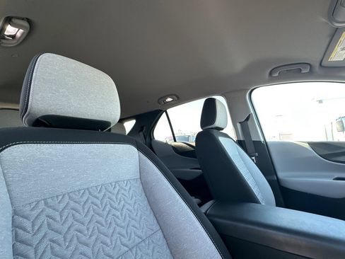 Used 2022 Chevrolet Equinox LT w/ Driver Convenience Package FWD image 21