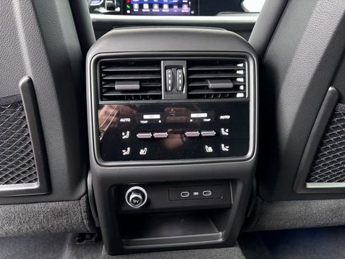 New 2026 Porsche Cayenne Coupe image 26