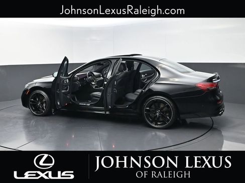 Used 2022 Mercedes-Benz E 53 AMG E 53 AMG 4MATIC image 38