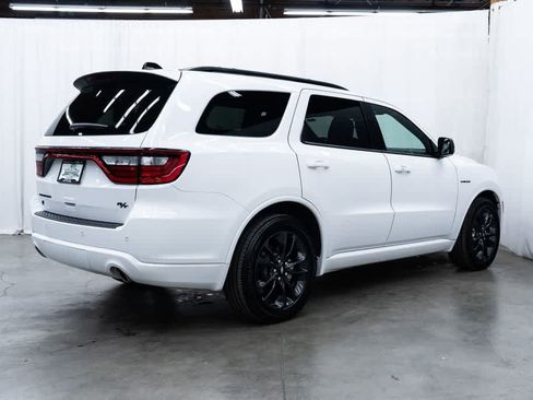 Used 2025 Dodge Durango R/T w/ Blacktop Package AWD/4WD image 6