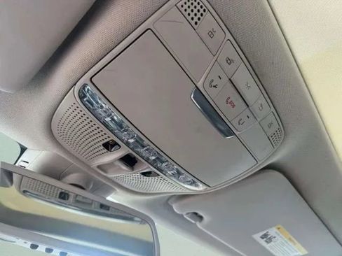 Used 2016 Mercedes-Benz C 300 4MATIC Sedan image 40