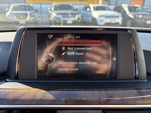 Used 2016 BMW 320i xDrive Sedan image 17