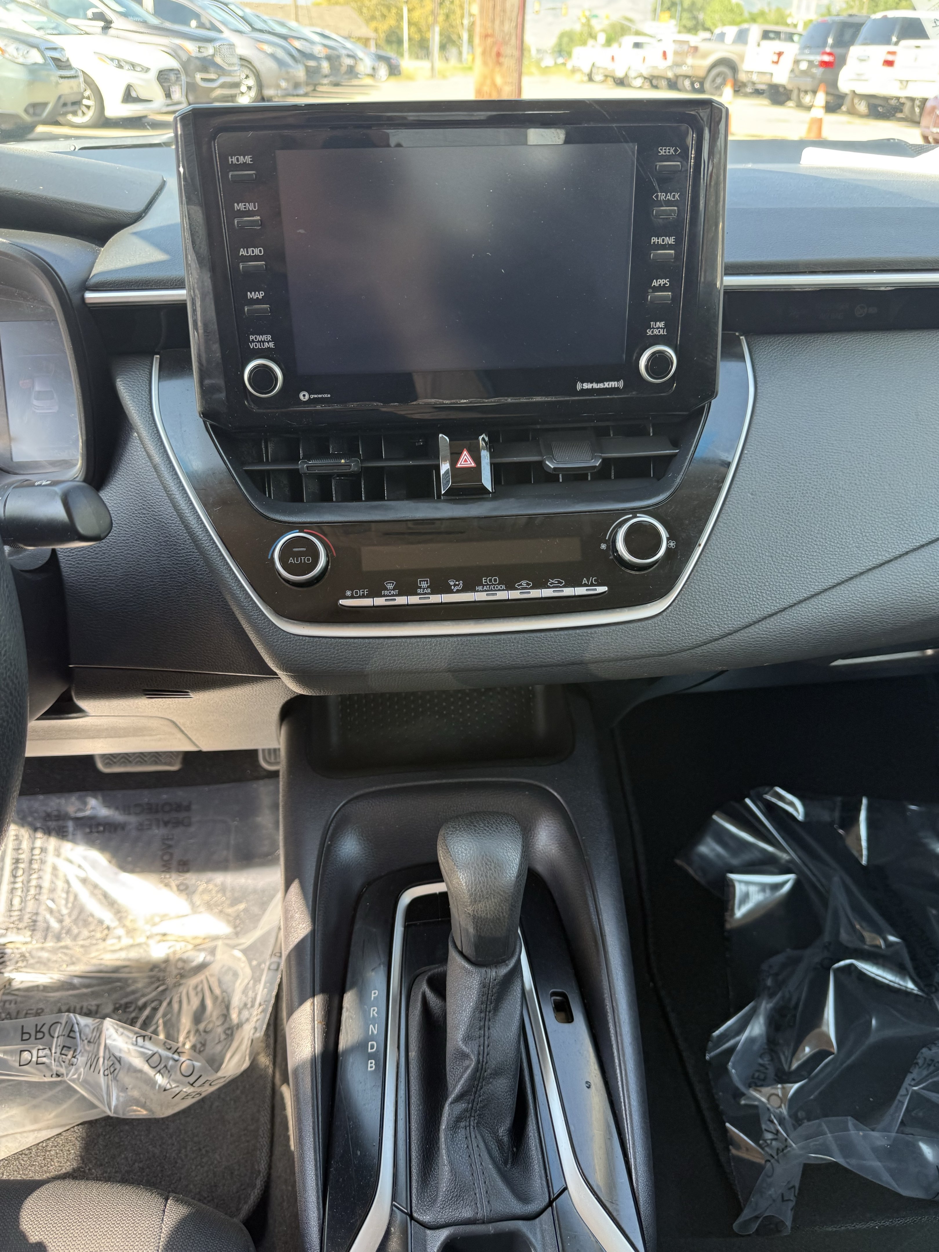 Used 2022 Toyota Corolla LE FWD image 10