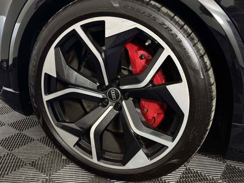 Used 2022 Audi RS Q8 AWD/4WD image 11