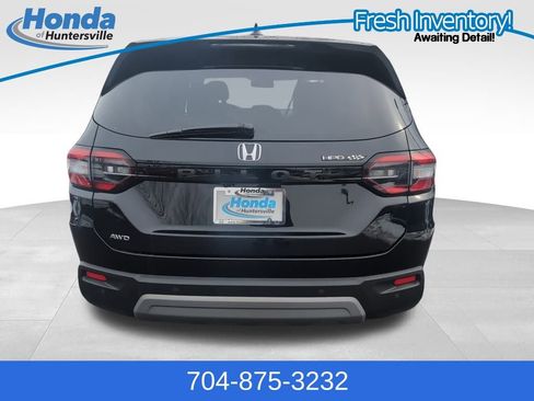 Used 2023 Honda Pilot EX-L image 7