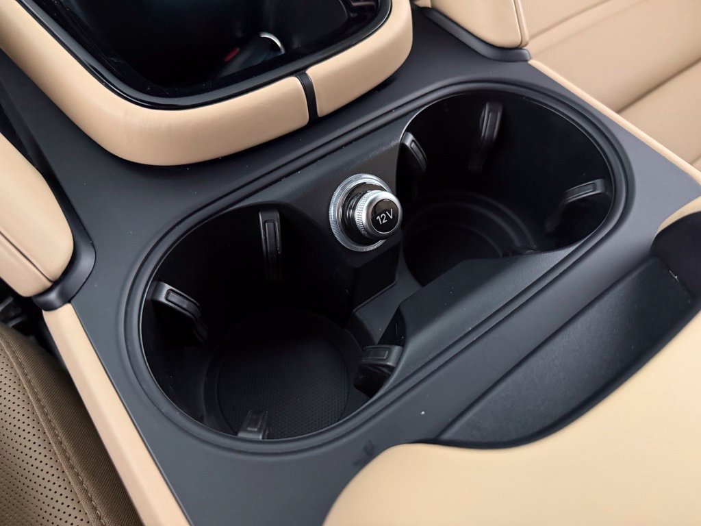 Certified 2024 Porsche Cayenne AWD/4WD image 33