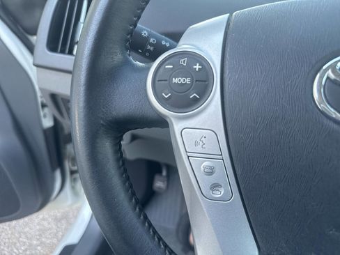 Used 2010 Toyota Prius One image 31