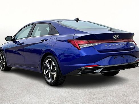 Used 2023 Hyundai Elantra Limited w/ Cargo Package image 15