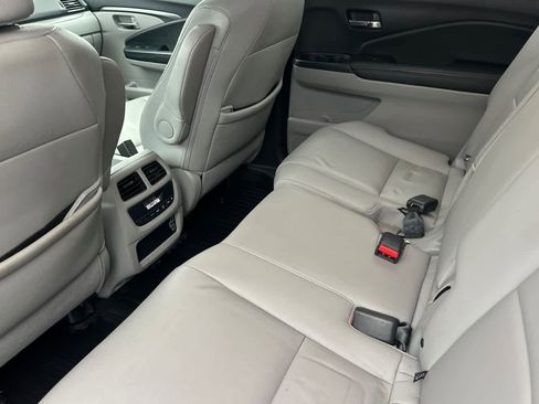Used 2019 Honda Pilot EX-L image 4