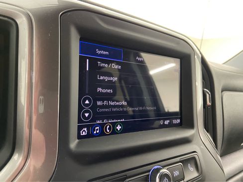 Used 2024 Chevrolet Silverado 1500 Custom Trail Boss w/ LPO, Dark Essentials Package image 24