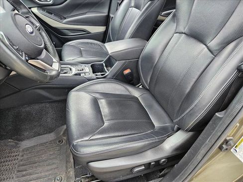 Used 2022 Subaru Forester Limited image 16