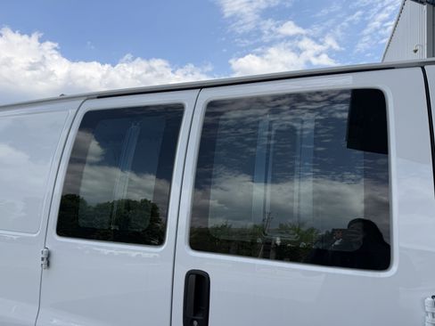 New 2026 Chevrolet Express 3500 Extended RWD image 24