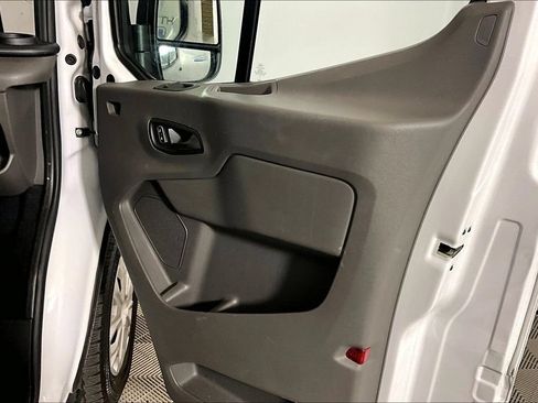 Used 2024 Ford Transit 350 XLT RWD image 19