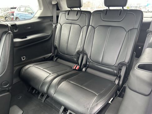 Used 2022 Jeep Grand Cherokee L Limited image 26