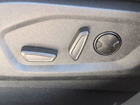 Used 2024 Ford Edge SEL image 13