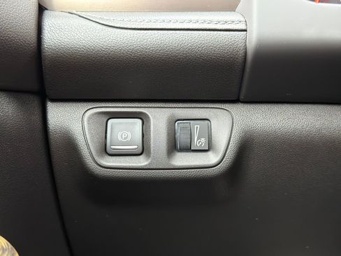 Used 2019 GMC Acadia Denali w/ Technology Package image 22