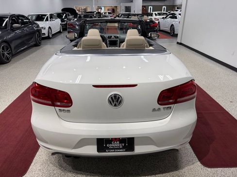 Used 2013 Volkswagen Eos Komfort FWD image 15