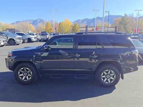 Used 2024 Toyota 4Runner TRD Off-Road Premium image 4