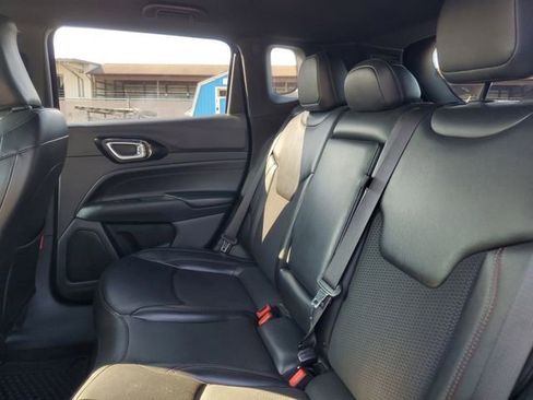 Used 2023 Jeep Compass Trailhawk image 32