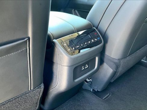 Used 2025 INFINITI QX60 Luxe image 33