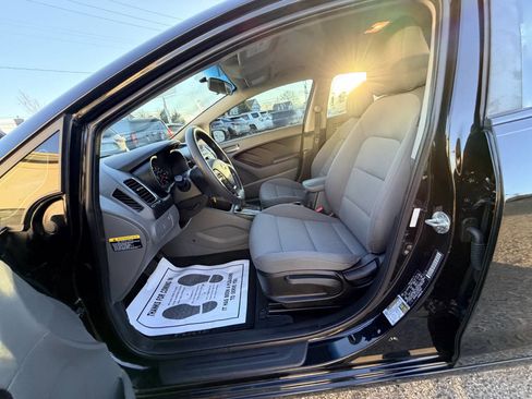 Used 2018 Kia Forte LX image 31