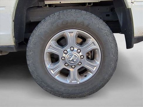 Used 2023 RAM 2500 Big Horn w/ Level 1 Equipment Group image 14