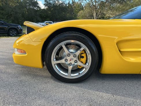 Used 2002 Chevrolet Corvette Convertible w/ Preferred Equipment Group2 image 35