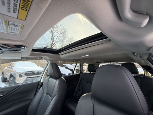 Used 2025 Subaru Outback Touring image 4