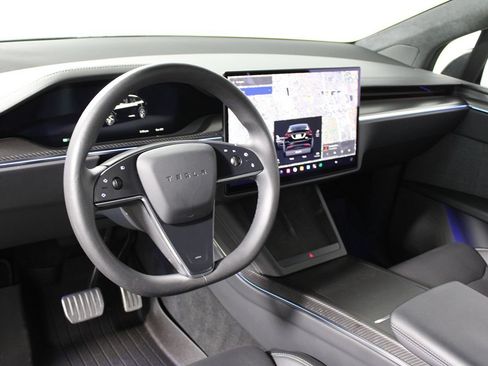 Used 2026 Tesla Model X Plaid AWD/4WD image 7