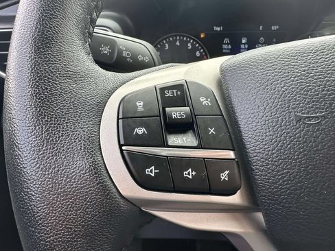 Certified 2024 Ford Explorer XLT w/ Equipment Group 202A AWD/4WD image 15