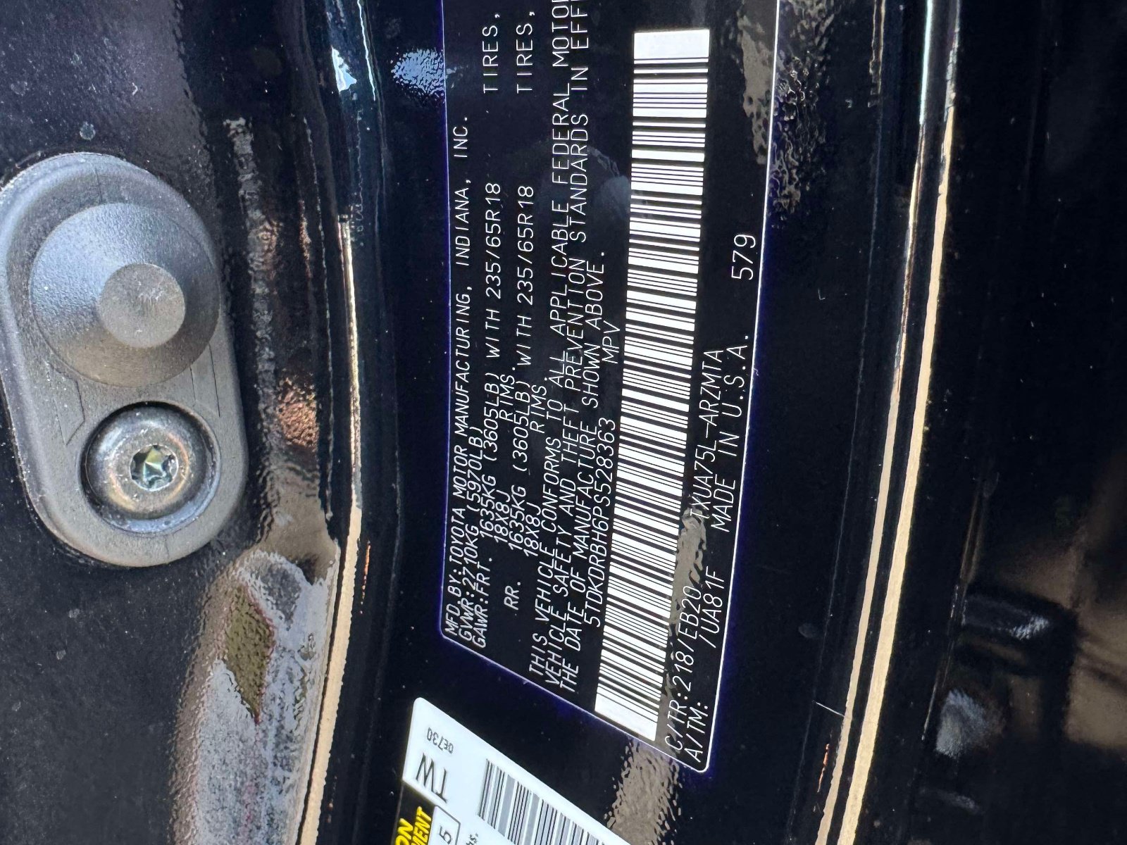 Used 2023 Toyota Highlander XLE AWD/4WD image 23