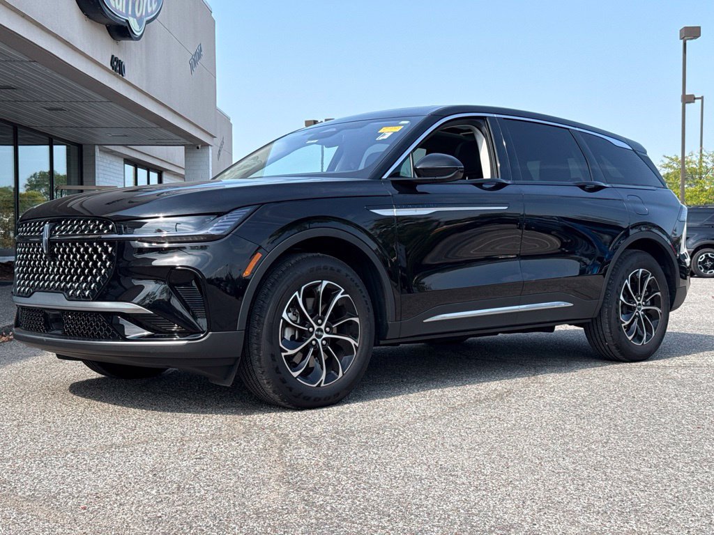 Certified 2025 Lincoln Nautilus Premier w/ Equipment Group 102A AWD/4WD image 6