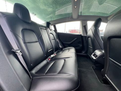 Used 2018 Tesla Model 3 Long Range image 23
