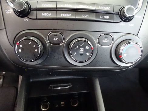 Used 2018 Kia Forte LX w/ LX Popular Package FWD image 10