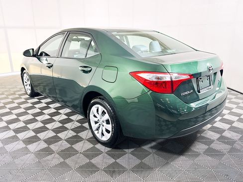 Used 2016 Toyota Corolla LE FWD image 5