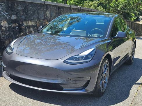 Used 2021 Tesla Model 3 Long Range AWD/4WD image 13