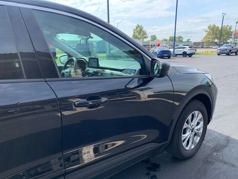 Used 2023 Ford Escape Active AWD/4WD image 14