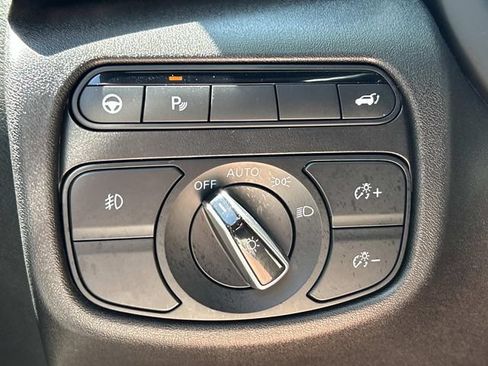 Used 2023 INFINITI QX55 Essential AWD/4WD image 30
