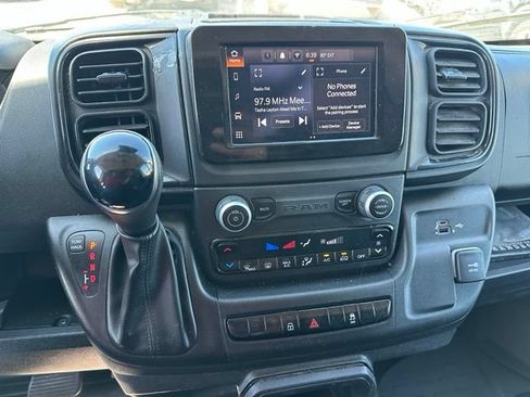 Used 2024 RAM ProMaster 2500 w/ Convenience Group FWD image 16