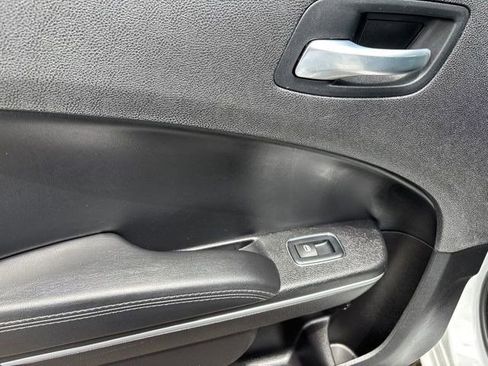 Used 2021 Dodge Charger SXT w/ Leather Interior Group RWD image 29