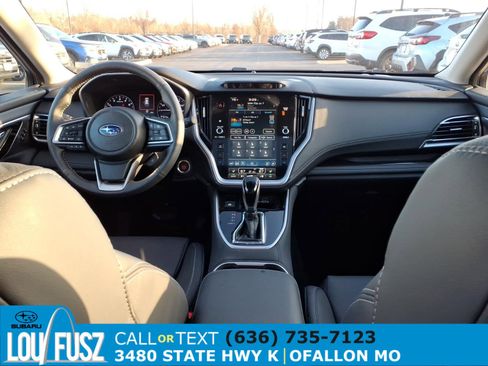 Certified 2025 Subaru Outback Limited AWD/4WD image 8
