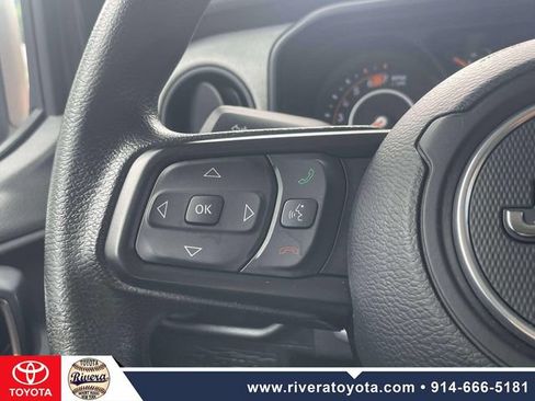Used 2024 Jeep Wrangler Unlimited Sport AWD/4WD image 24