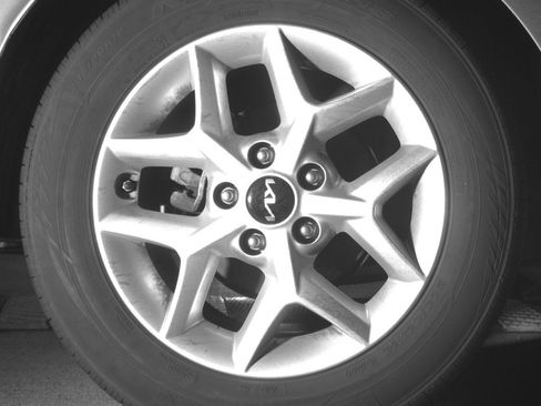 Used 2025 Kia Soul LX w/ LX Technology Package image 15